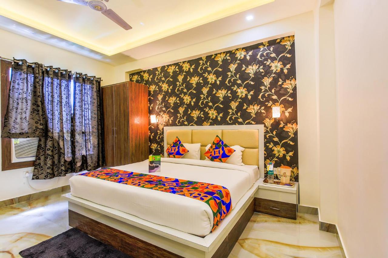 Fabhotel Star Of Taj Restobar Fatehabad Road Агра Екстер'єр фото