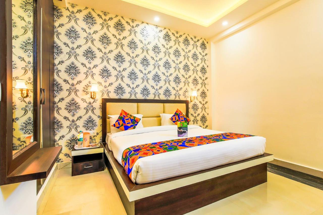 Fabhotel Star Of Taj Restobar Fatehabad Road Агра Екстер'єр фото